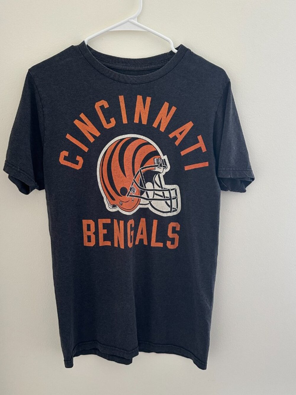 Authentic Foottball NFL Cincinnati Bengals T-Shirt Size M